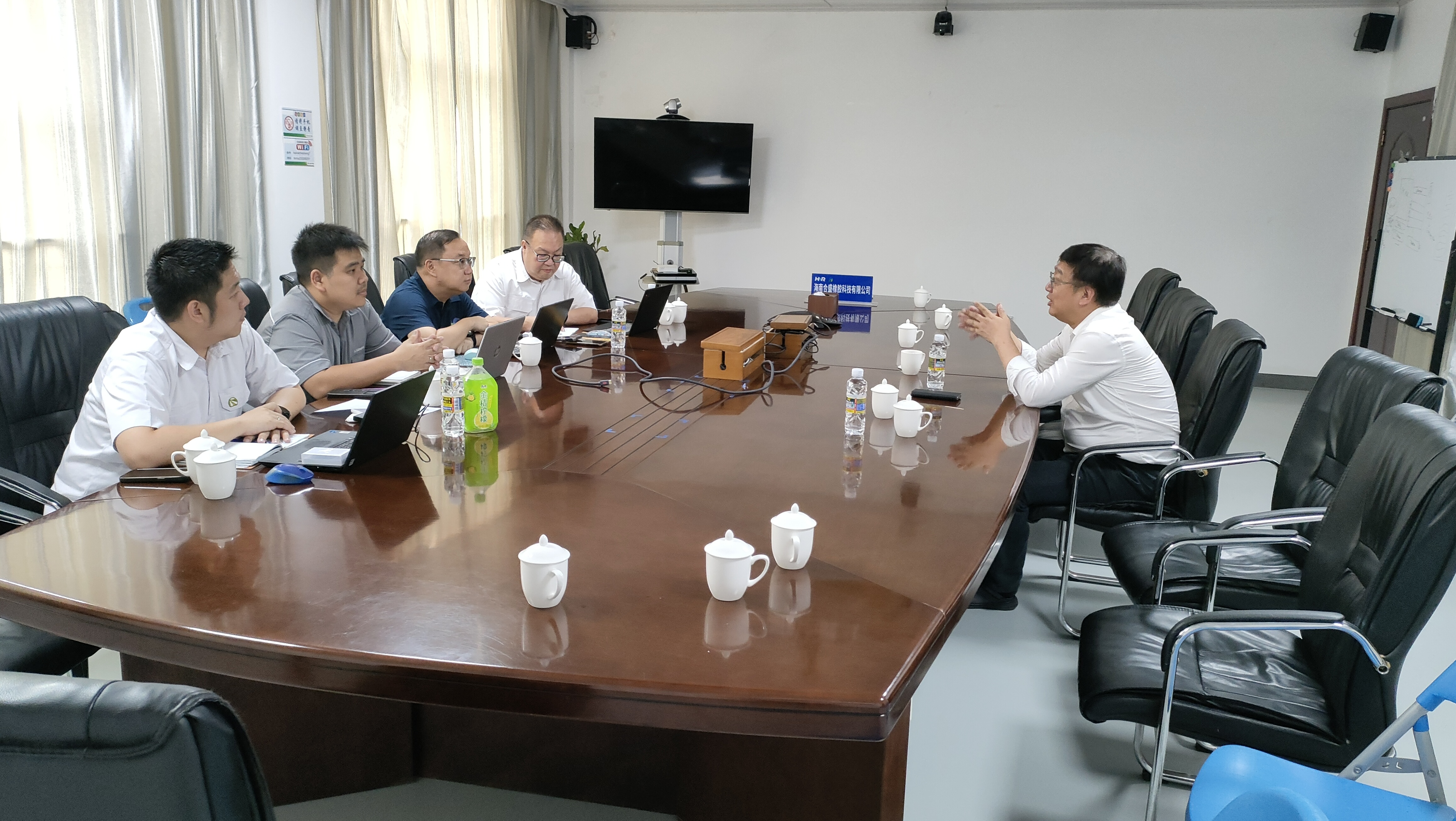 1717551398044082887.jpg 1717551398044082887.jpg