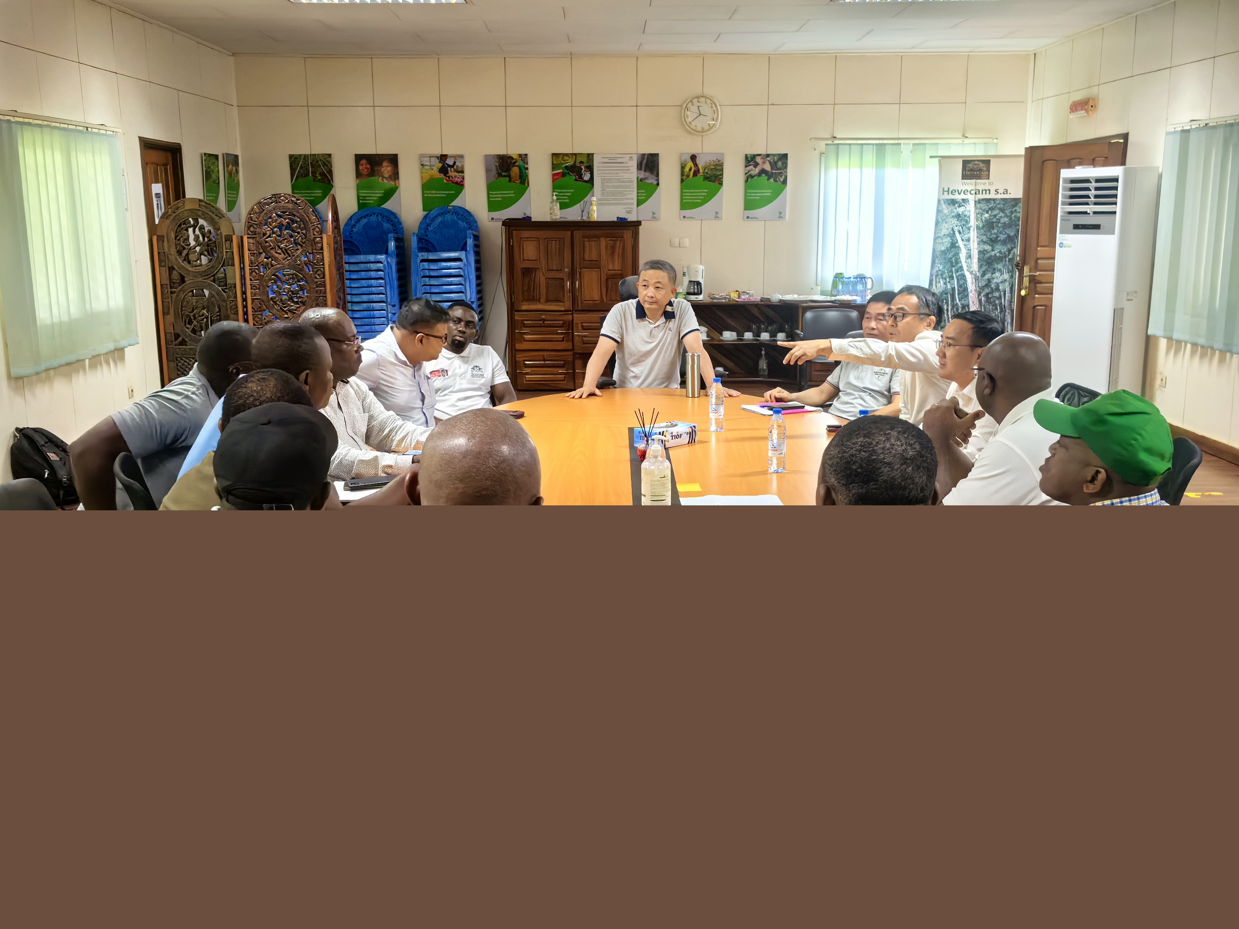 1748489229321054647.jpg 1748489229321054647.jpg